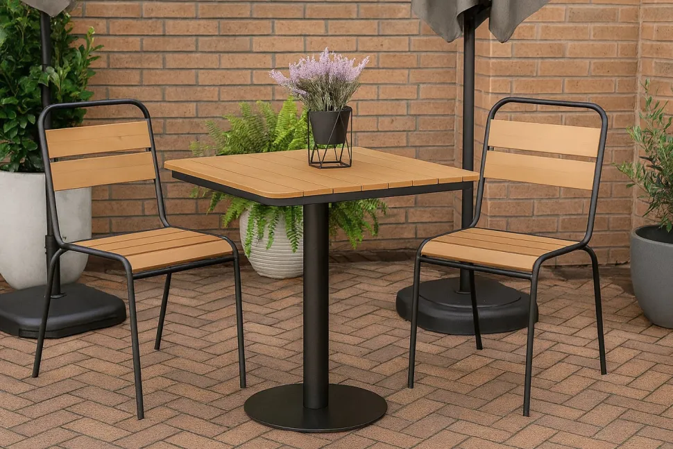 Cafe terassipöytä