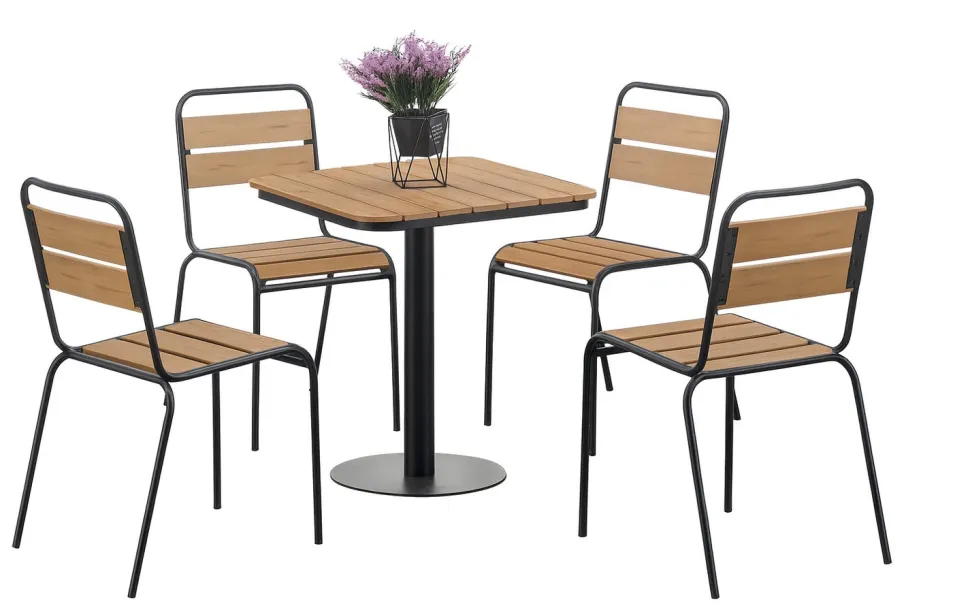 Cafe terassipöytä + 4 Cafe terassituolia ilman käsinojia