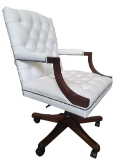 CHESTERFIELD KING TOIMISTOTUOLI