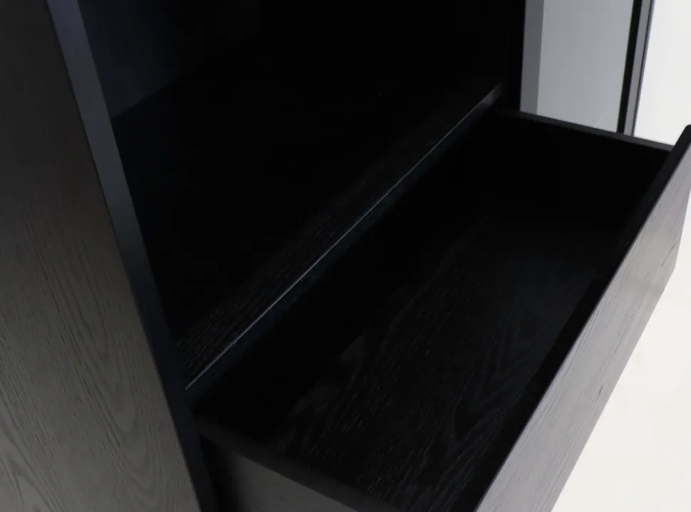 Copenhagen leveä tammivitriini 120 cm