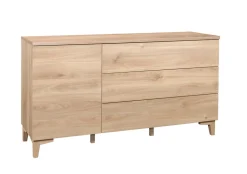 NIKLAS SENKKI OVELLA JA LEVEILLÄ LAATIKOILLA N 3.3