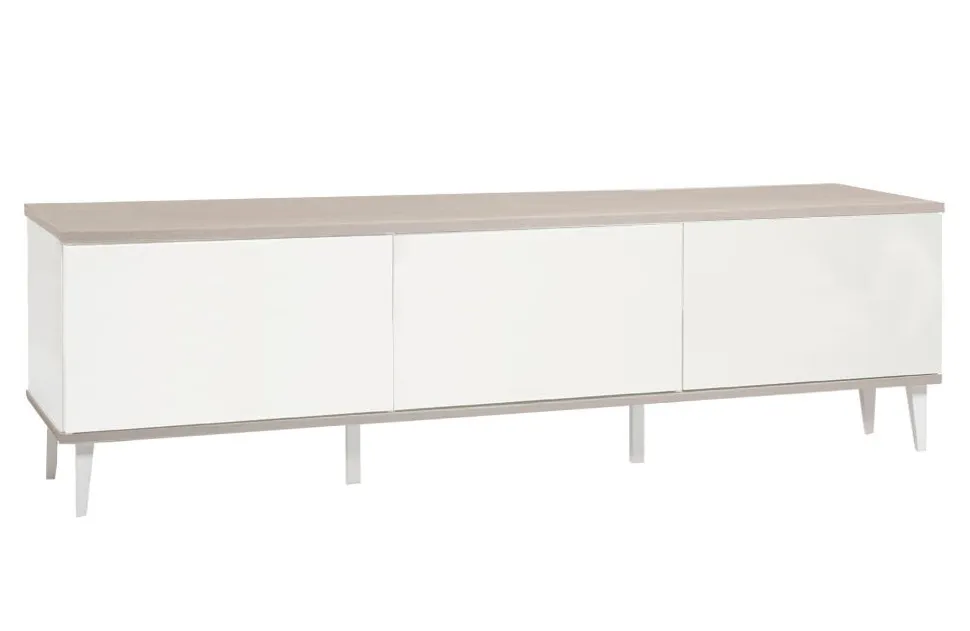 TAIGA 3.24 TV-TASO KOLMELLA OVELLA